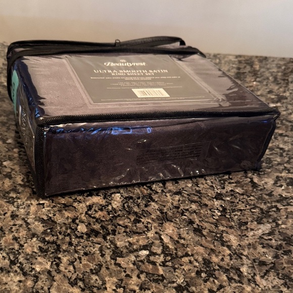 Beautyrest Ultra Smooth Satin Sheet Set - Black NWT - Picture 5 of 6